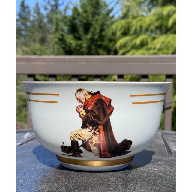 Ceramic 1977 George Washington at Prayer - Valley Forge Centerpiece Bowl For Sale - Image 7 of 8