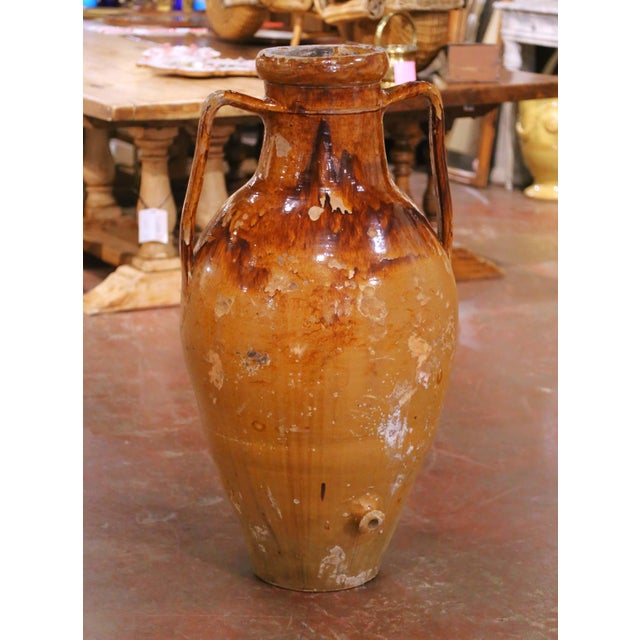 19th Century French Terracotta Olive Oil Jar With Handles and Spout For Sale In Dallas - Image 6 of 10