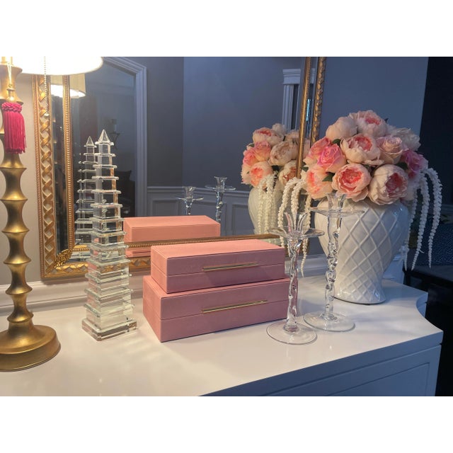 Offered is a timeless pair of vintage candlesticks by Abigails. The base is engraved with the manufacturer name. Beautiful...