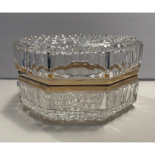 Hollywood Regency 1960s Glass Octagonal Casket For Sale - Image 3 of 7