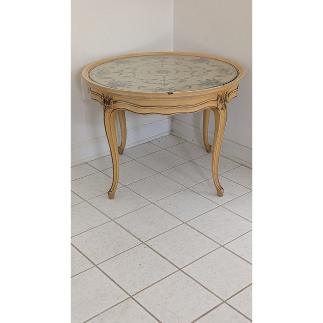 Vintage Handpainted Italian Design Toleware Round Coffee Table For Sale - Image 9 of 12