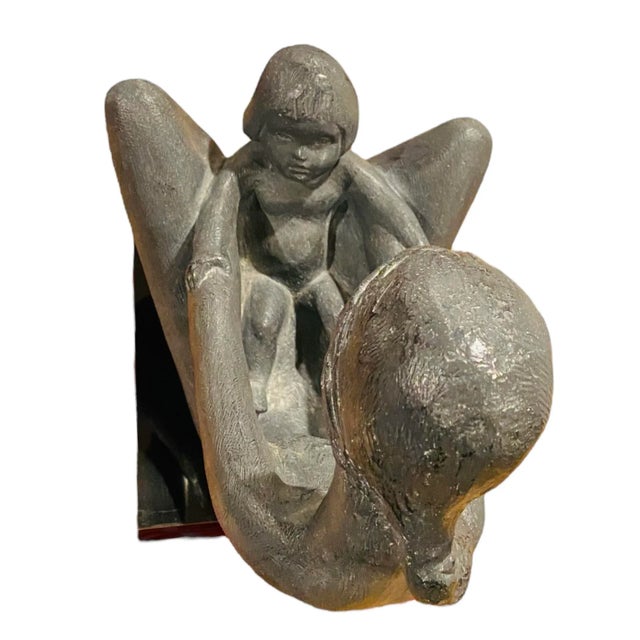 Austin Productions 1970’s Kathy Klein Generations Sculpture by Austin Productions of Mother and Child For Sale - Image 4 of 12