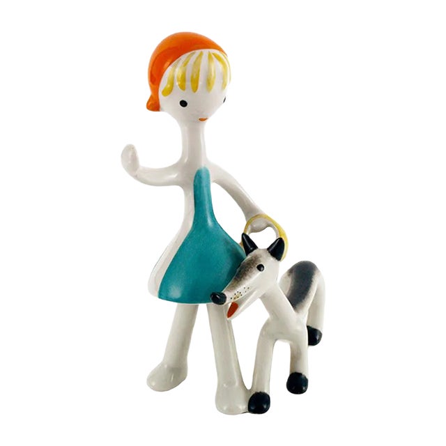 Vintage Art Deco Porcelain Figurine from Hollóháza For Sale