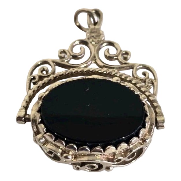 Vintage 9ct Yellow Gold, Tigers Eye, and Black Onyx Fob Pendant, London, 1970 For Sale
