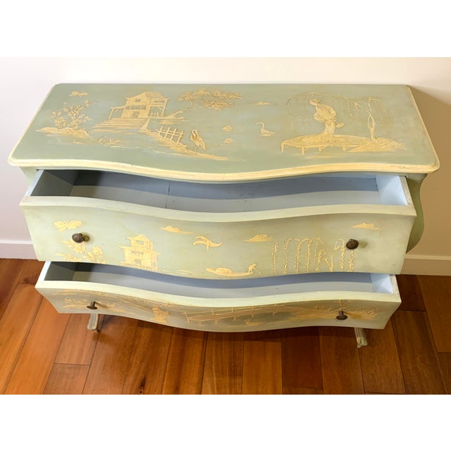 Vintage Italian Louis XV Style Chinoiserie Bombé Chest – Hand-Painted For Sale - Image 4 of 11