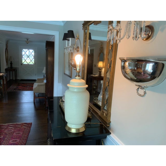 Brass 1980s Fredrick Cooper Cream Ginger Jar Lamp With Brass Appointments For Sale - Image 8 of 13