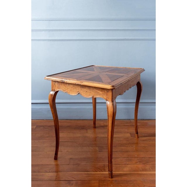 French Louis XV Walnut Table, 1750 For Sale - Image 4 of 14
