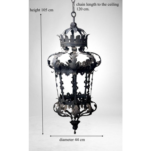Early 20th Century Italian Florentine Renaissance Revival Style Pair Italian Wrought Iron Lanterns For Sale - Image 18 of 18