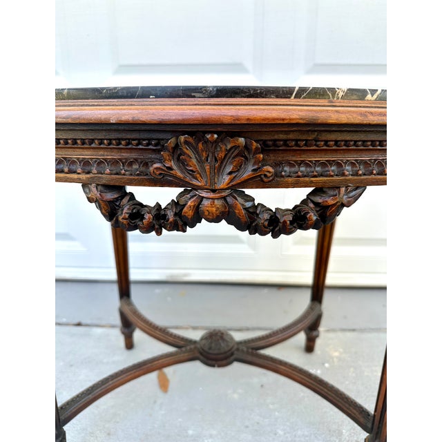 Antique Louis XVI Style Oval Carved Mahogany and Marble Top Coffee Table, Side Table For Sale In West Palm - Image 6 of 12