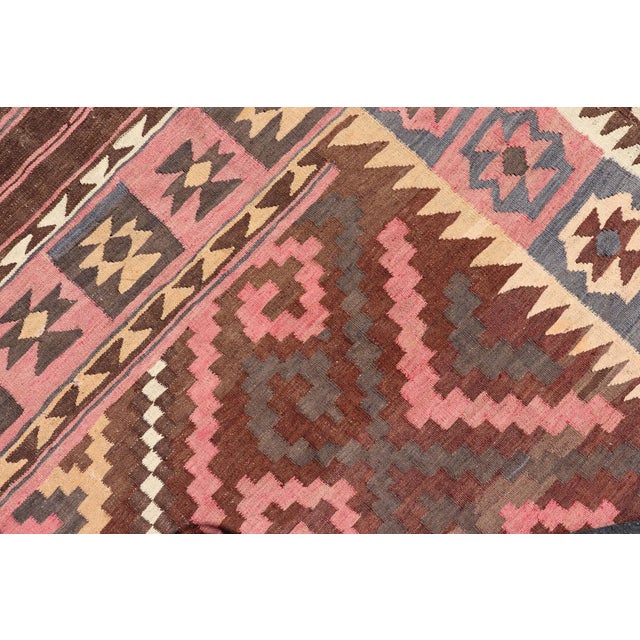 All-Over Design Hand Woven Kilim Geometric Diamond Design in Brown, Pink, and Tan For Sale In Atlanta - Image 6 of 13