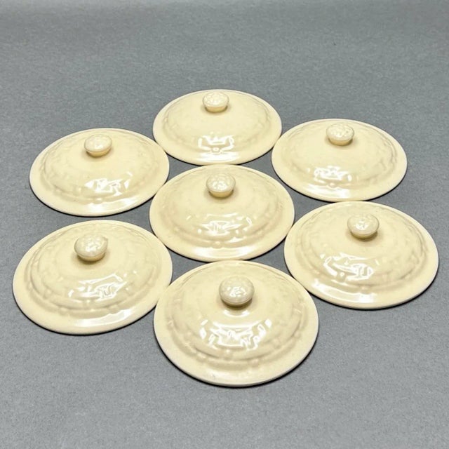 Vintage 1930’s Weller Pottery “Pierre” Beige Stoneware Basketweave Handled Individual Casseroles/Tureens- Set of 7 For Sale In New York - Image 6 of 8