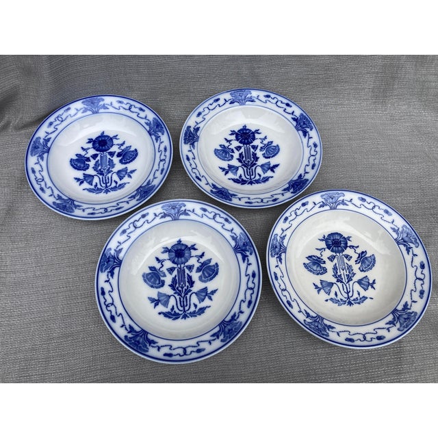 Chinoiserie Antique Villroy & Boch Dresden Blue White Bowl Set of 7 For Sale - Image 3 of 12