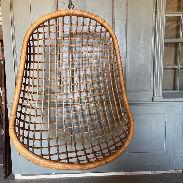 Wood Mid-Century Modern Hanging Bamboo and Rattan Egg Chair For Sale - Image 7 of 11