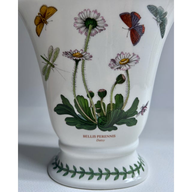 Daisy Botanic Garden Oval Ceramic Vase by Portmeirion, 1970’s For Sale - Image 12 of 17