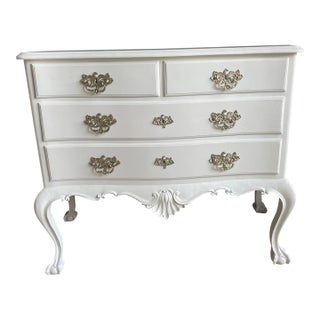 Mid 20th Century Portuguese Dom João v Attributed White Lacquered Dresser | Baroque Rococo Influence | Gold Brass Hardware For Sale