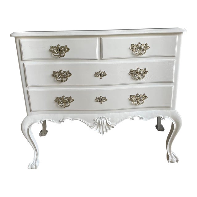 Mid 20th Century Portuguese Dom João v Attributed White Lacquered Dresser | Baroque Rococo Influence | Gold Brass Hardware For Sale