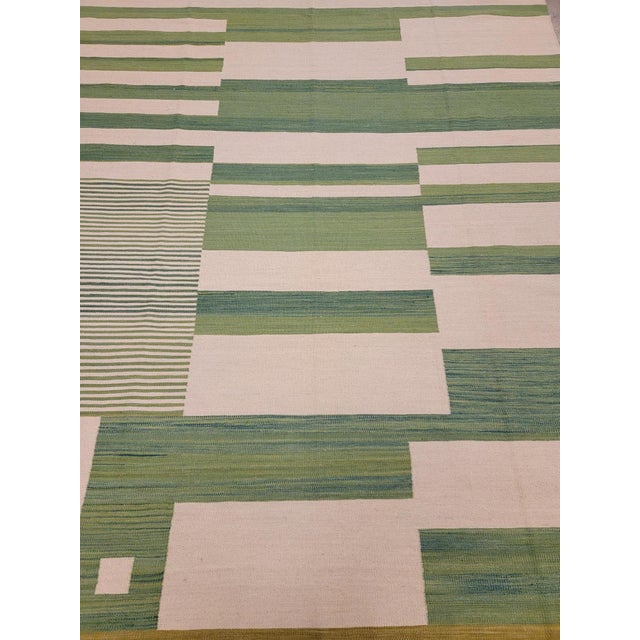 2010s Modern Kilim Flaweave Wool Rug With Geometric Design in Green For Sale - Image 5 of 5