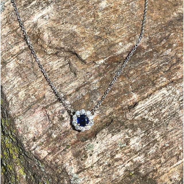 Metal Sapphire Pendant Necklace With Earth Mined Diamonds in Solid 14k Gold, Round 6mm For Sale - Image 7 of 9