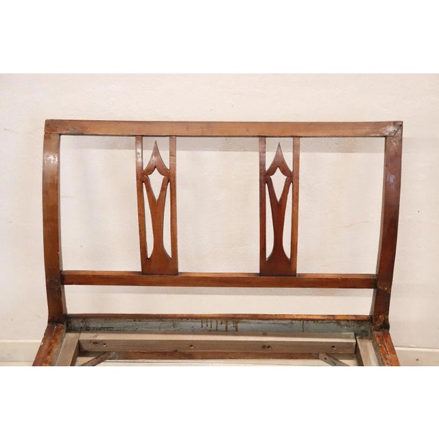 Delicious italian directoire antique single bed in cherry wood, 1800. Internal dimensions inch w 30,70 d 74,01 cm w 78, d...
