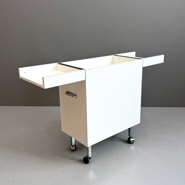 Workboy in White Synthetic Resin, 1970s For Sale - Image 6 of 17