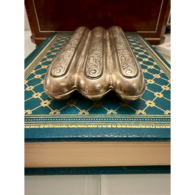 Silver Antique c.1900 Sterling Silver Three-Finger Cigar Case With Gold-Wash Interior For Sale - Image 8 of 12