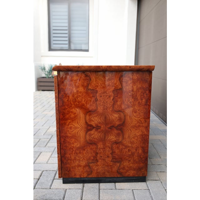 Art Deco Italian Credenza in High Gloss Burl and Brass, Italy - 1970's For Sale - Image 3 of 12