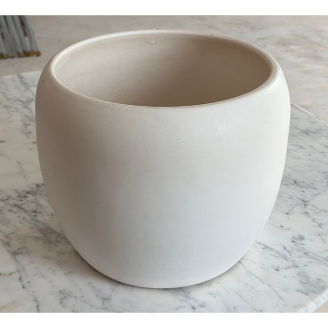 Ceramic Matte White Gainey Planter La Verne California J-12 Architectural Pottery For Sale - Image 7 of 15