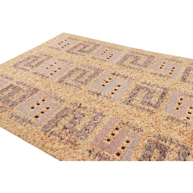 Not Yet Made - Made To Order Rug & Kilim’s Scandinavian-Inspired Geometric Golden-Yellow Gray Wool Rug - 8x10 For Sale - Image 5 of 7