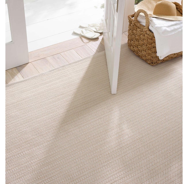 Dash & Albert Dash & Albert by Annie Selke Herringbone Linen/White Indoor/Outdoor Rug, 9' 6" x 13' 6" For Sale - Image 4 of 6