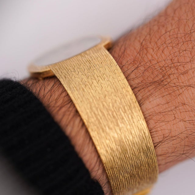 1960s Audemars Piguet 28mm 18k Gold Brown Fumé Sunburst Mesh Bracelet Watch For Sale - Image 13 of 14