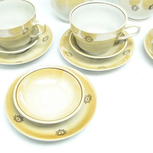 Postmodern Postmodern Coffee Cups and Saucers from Polomny, Ukraine, 1970s, Set of 21 For Sale - Image 3 of 9