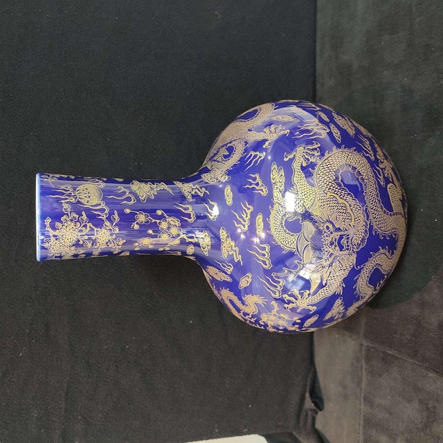 Chinese Ceramic Vase,Kangxi Marked Blue Ground Gold Drawing Porcelain Tianqiu Vase Hand Painted Dragon Pattern For Sale - Image 4 of 13