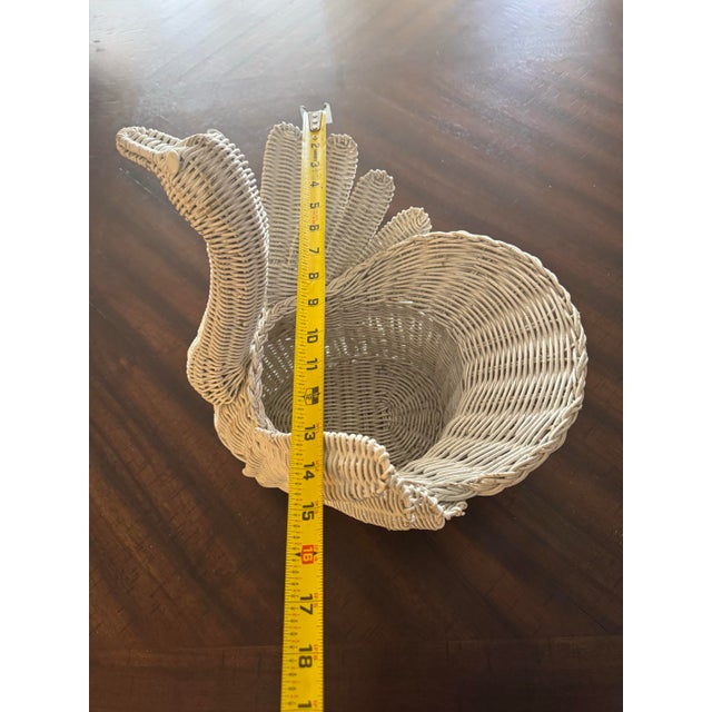 Off-white Mid 20th Century Large Wicker White Swan Basket Planter in the Style of Mario Lopez Torres For Sale - Image 8 of 12