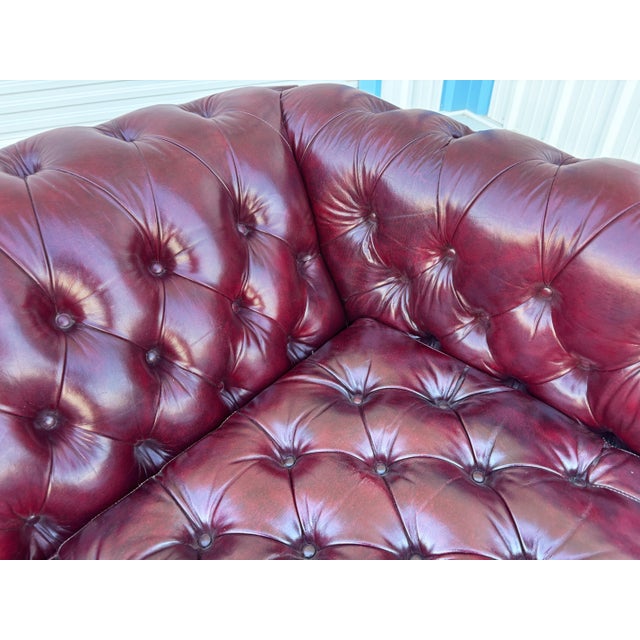 Burgundy 1960s Mid Century Chesterfield Burgundy Leather Tufted Sofa For Sale - Image 8 of 10