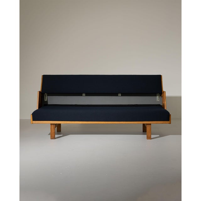 GE258 Sofa Bed by Hans J. Wegner for Getama, 1950s For Sale - Image 3 of 16