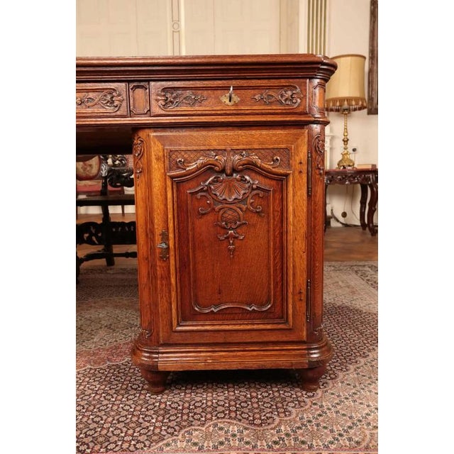 Excellent quality of artistic and craft processing. Selected oak. The table is richly decorated with carvings and...