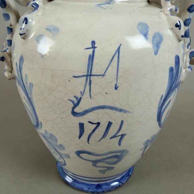 Savona Majolica Amphora Vase with Intertwined Snake Handles, 1700s For Sale - Image 12 of 16