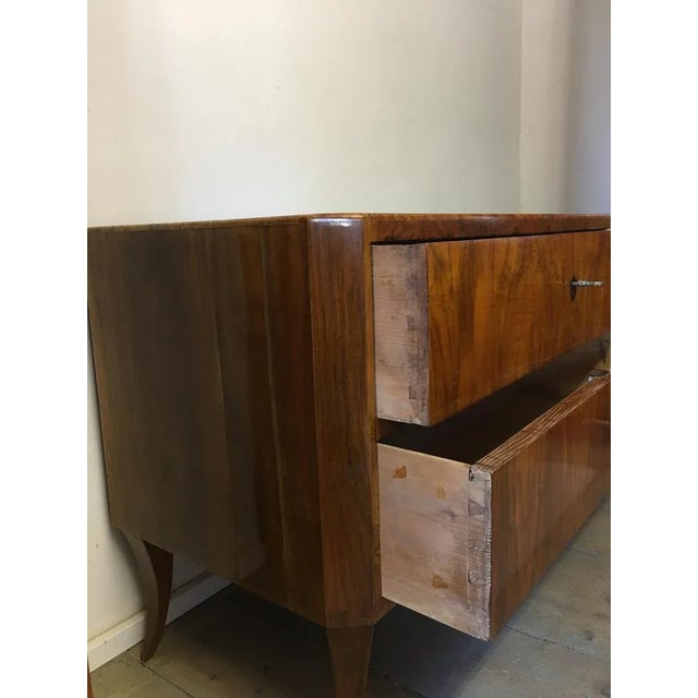 Biedermeier Walnut Veneer Commode, 1810 For Sale - Image 5 of 7