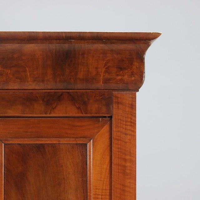 French Charles X Wardrobe in Walnut For Sale - Image 6 of 12