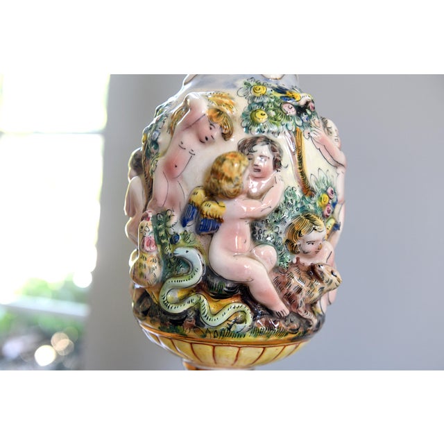 1950s Vintage Capodimonte Porcelain Cherub Table Lamp For Sale - Image 5 of 10
