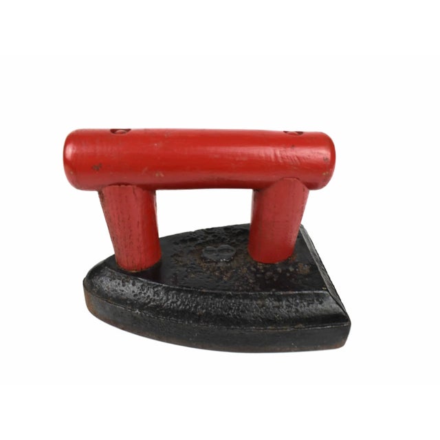 Mid 20th Century Mid 20th Century Cast Iron Stove Top Iron Model Doorstop Paperweight Bookend With Wooden Handle For Sale - Image 5 of 8