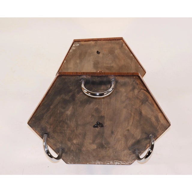 Art Deco Two-Tier Burl Walnut Steamship Cocktail Table For Sale In Chicago - Image 6 of 7