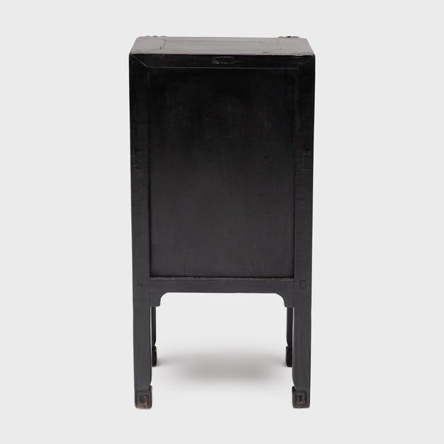 Traditional Petite Chinese Lacquered Kang Chest, C. 1850 For Sale - Image 3 of 6