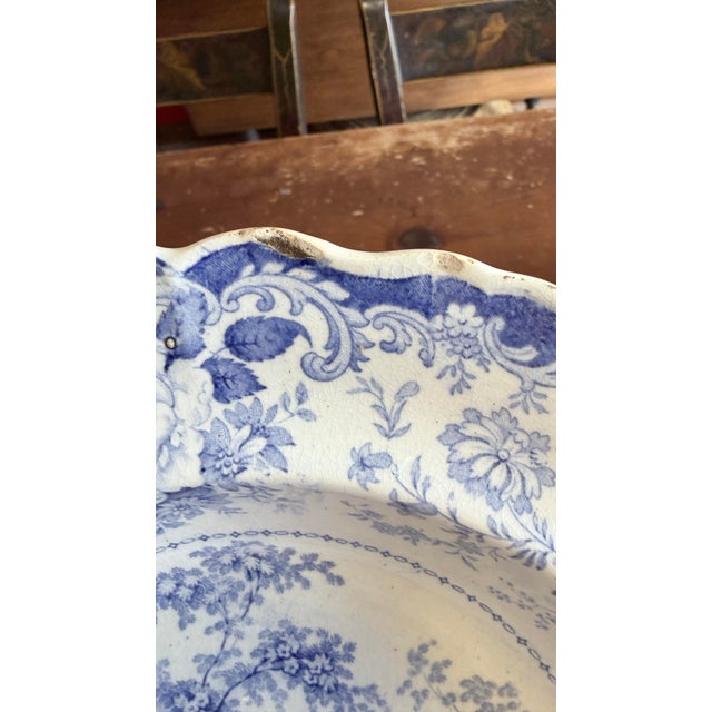 Antique Staffordshire Blue Transfer "Corinthian" Pattern Soup Bowls, Set of Three, Circa 1820s–1840s For Sale - Image 10 of 12