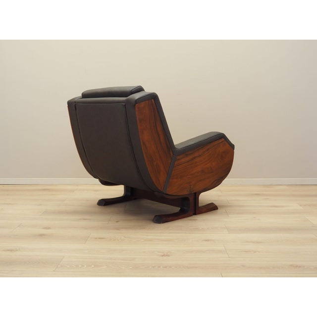 Wood Leather Armchair, Italy, 1970s For Sale - Image 7 of 17