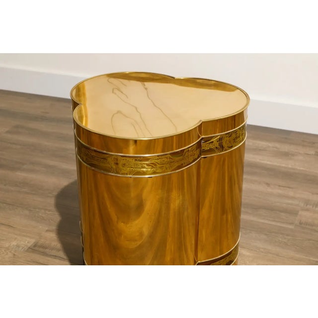Bernard Rohne for Mastercraft Acid-Etched Brass Lamp Table or Side Table, 1970s For Sale - Image 10 of 18
