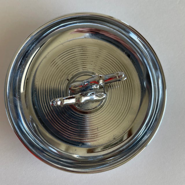 1950’s Diecasters Inc. pincherette ashtray. In great condition with minor surface scratches.