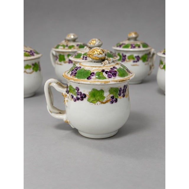 Chinese Set of 10, Chinese Export "Grapevine" Pot De Crème Cups and Covers, C. 1800 For Sale - Image 3 of 9
