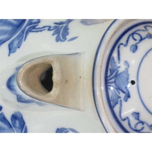 Antique Villeroy Boch Dresden Tea Pot Art Nouveau Poppys Blue and White For Sale - Image 12 of 12