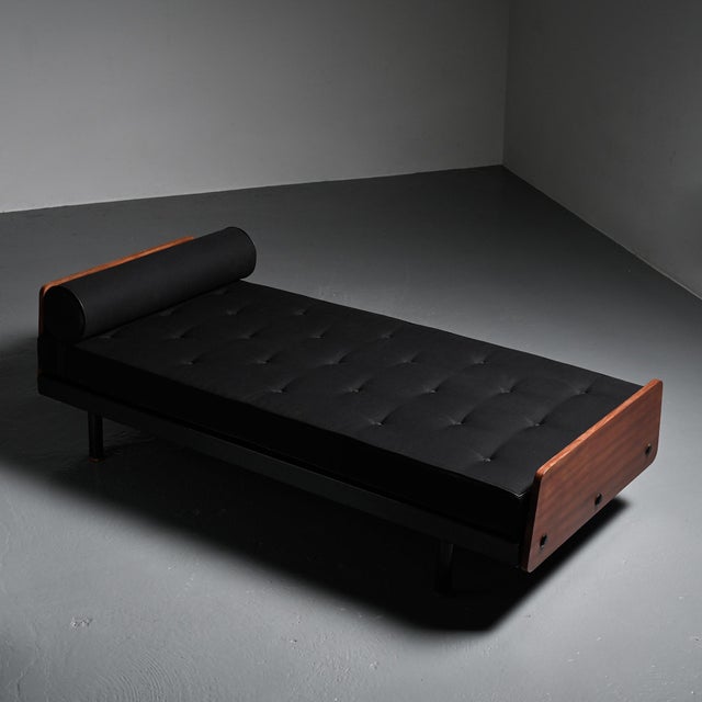 Mid-Century Modern Scal Bed by Jean Prouvé for Steph Simon, 1960s For Sale - Image 3 of 15